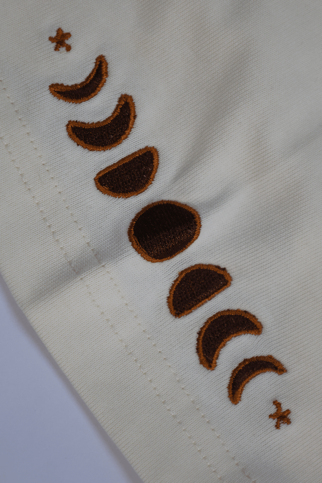 CLOUDS TEE - CREAM - Aifer
